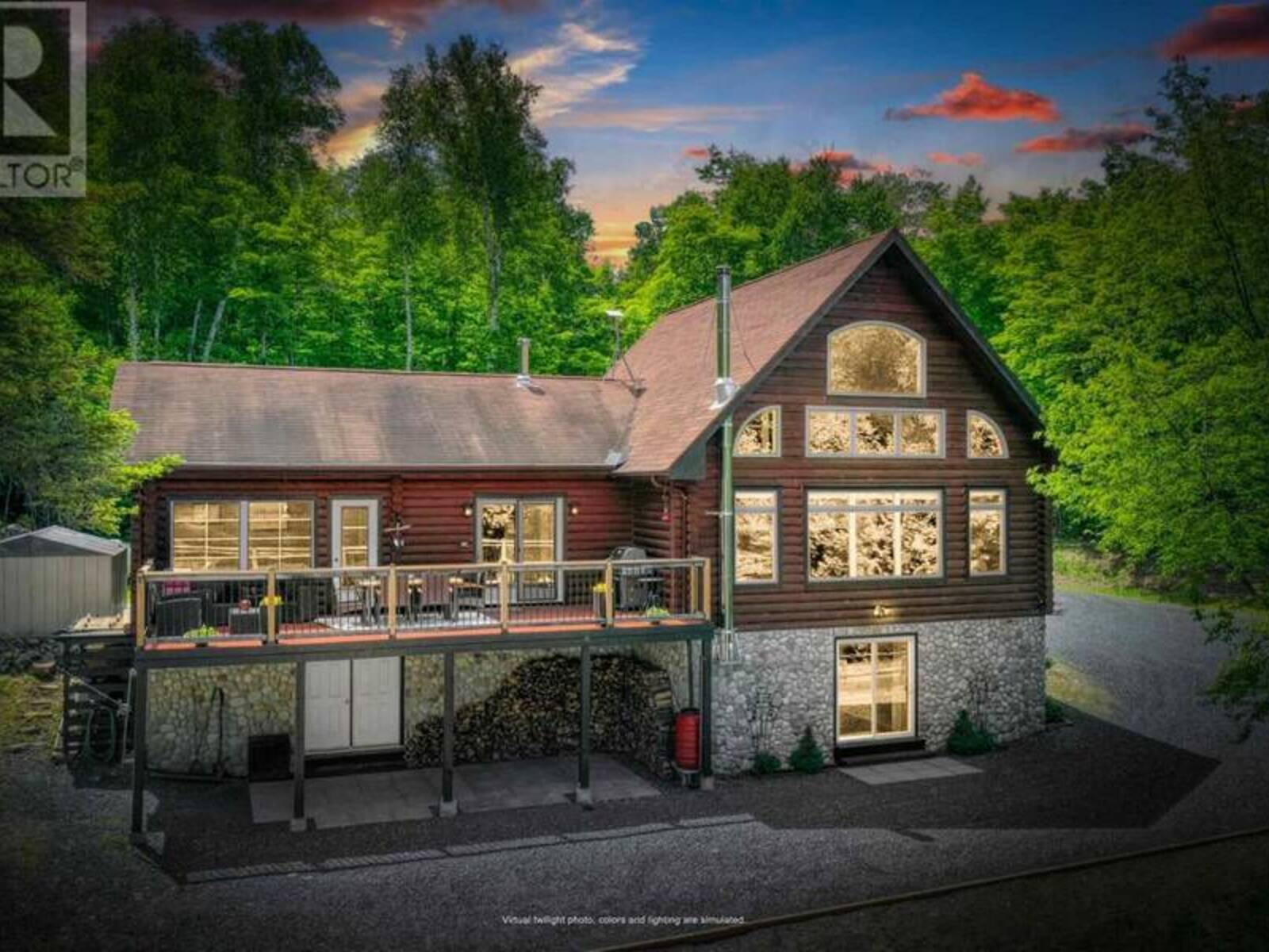6 Quirke LN, Elliot Lake, Ontario P5A 2S9