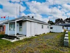 8 John Huron Shores Ontario, P0R 1H0