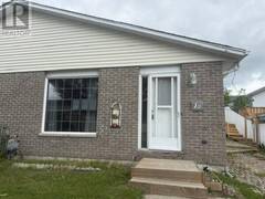 10 Farrell CRES Elliot Lake Ontario, P5A 3N6