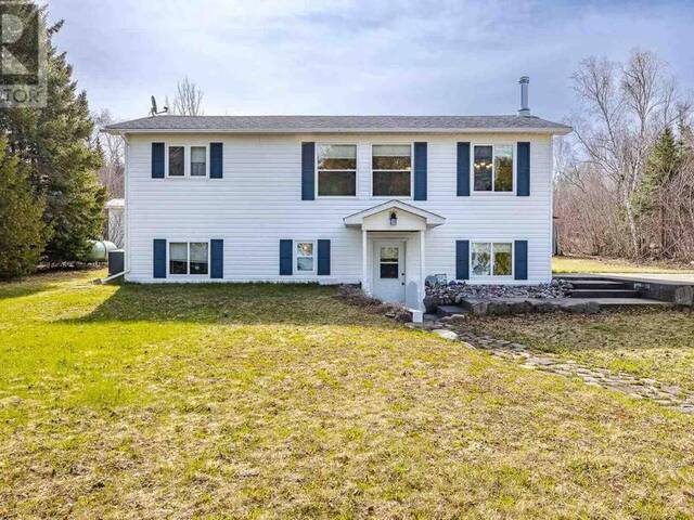 2062 Havilland Shores DR North Algoma Ontario, P0S 1E0 - 3 Bedrooms Waterfront Home For sale