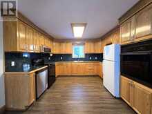 138 Lakeside AVE | Blind River Ontario | Slide Image Eight