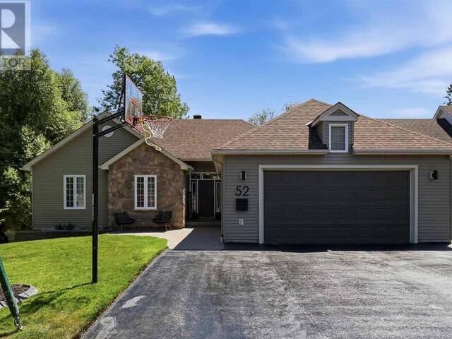 52 Borron AVE Sault Ste. Marie Ontario, P6B 1E6 - 5 Bedrooms Home For Sale