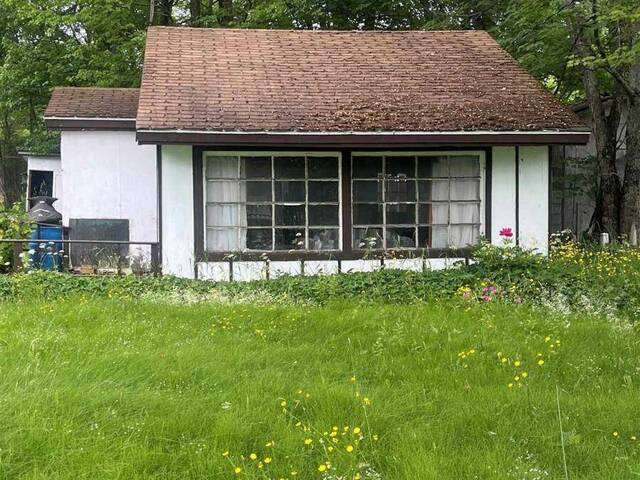 37 Cottage LN Sault Ste. Marie Ontario, P6A 5R6 - 2 Bedrooms Home For Sale