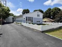 69 Hutchison AVE Elliot Lake Ontario, P5A 1W7