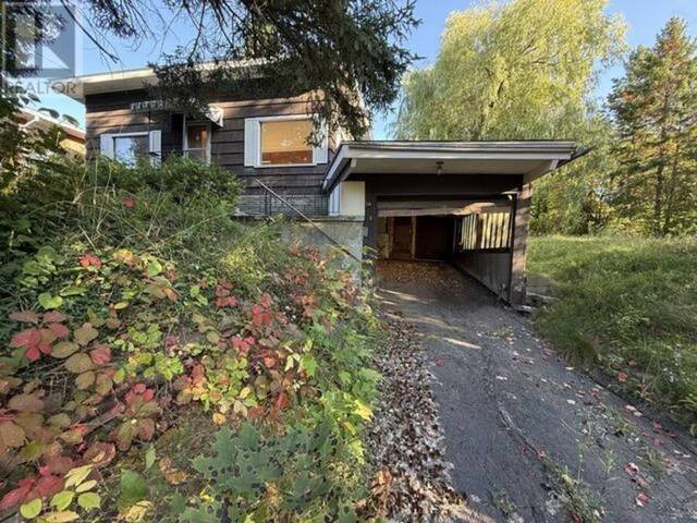 34 Knox AVE Sault Ste. Marie Ontario, P6B 3X9 - 2 Bedrooms Home For Sale