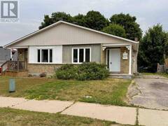 21 LaPrairie CRES Elliot Lake Ontario, P5A 3B7