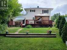 45 Poplar RD | Elliot Lake Ontario | Slide Image Two