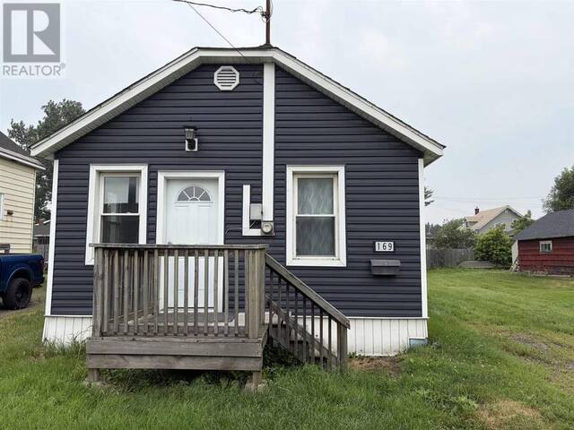 169 Goetz ST Sault Ste. Marie Ontario, P6C 4W1 - 1 Bedroom Home For Sale