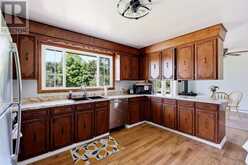 305 Moss RD | Sault Ste. Marie Ontario | Slide Image Ten
