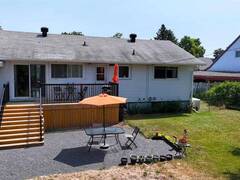 10 Blackwell RD Elliot Lake Ontario, P5A 1G5