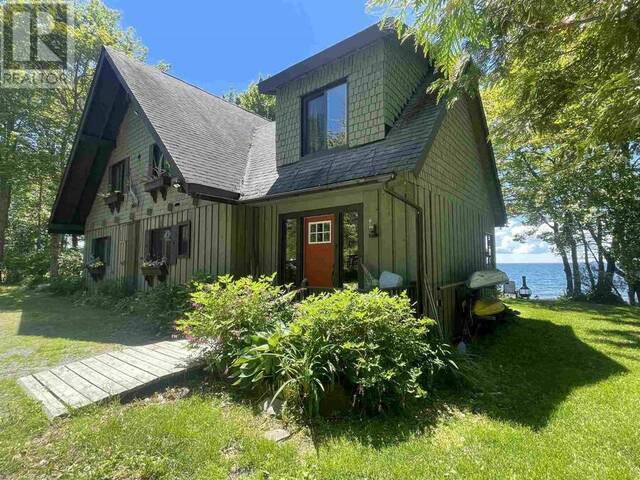 370 Lake ST Thessalon Ontario, P0R 1L0 - 4 Bedrooms Waterfront Home For sale