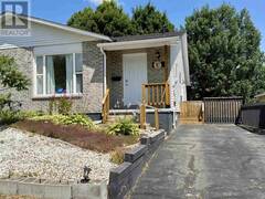 136 Frobel DR Elliot Lake Ontario, P5A 3A2