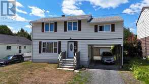 70 Roman AVE | Elliot Lake Ontario | Slide Image Ten