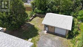 70 Roman AVE | Elliot Lake Ontario | Slide Image Three