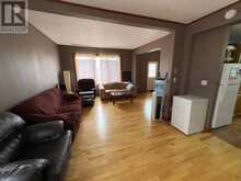32 Lansdowne ST S | Chapleau Ontario | Slide Image Three