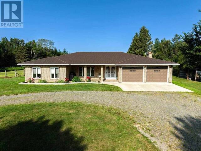 1435 Airport RD Sault Ste. Marie Ontario, P6A 6K4 - 3 Bedrooms Home For Sale