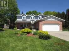 27 Plummer CT | Sault Ste. Marie Ontario | Slide Image One