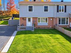 223A Ottawa AVE Elliot Lake Ontario, P5A 2N1