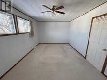 25 Gillanders RD | Elliot Lake Ontario | Slide Image Twenty-three