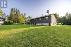 2032 20th Side RD | St. Joseph Ontario | Slide Image Four