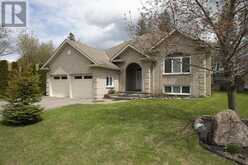 4 Parkdale DR | Sault Ste. Marie Ontario | Slide Image Three