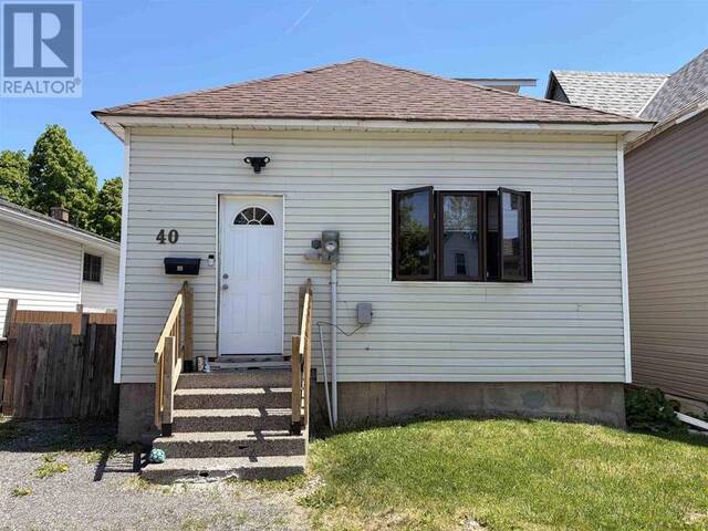 40 Algoma AVE Sault Ste. Marie Ontario, P6B 2P7 - 3 Bedrooms Home For Sale