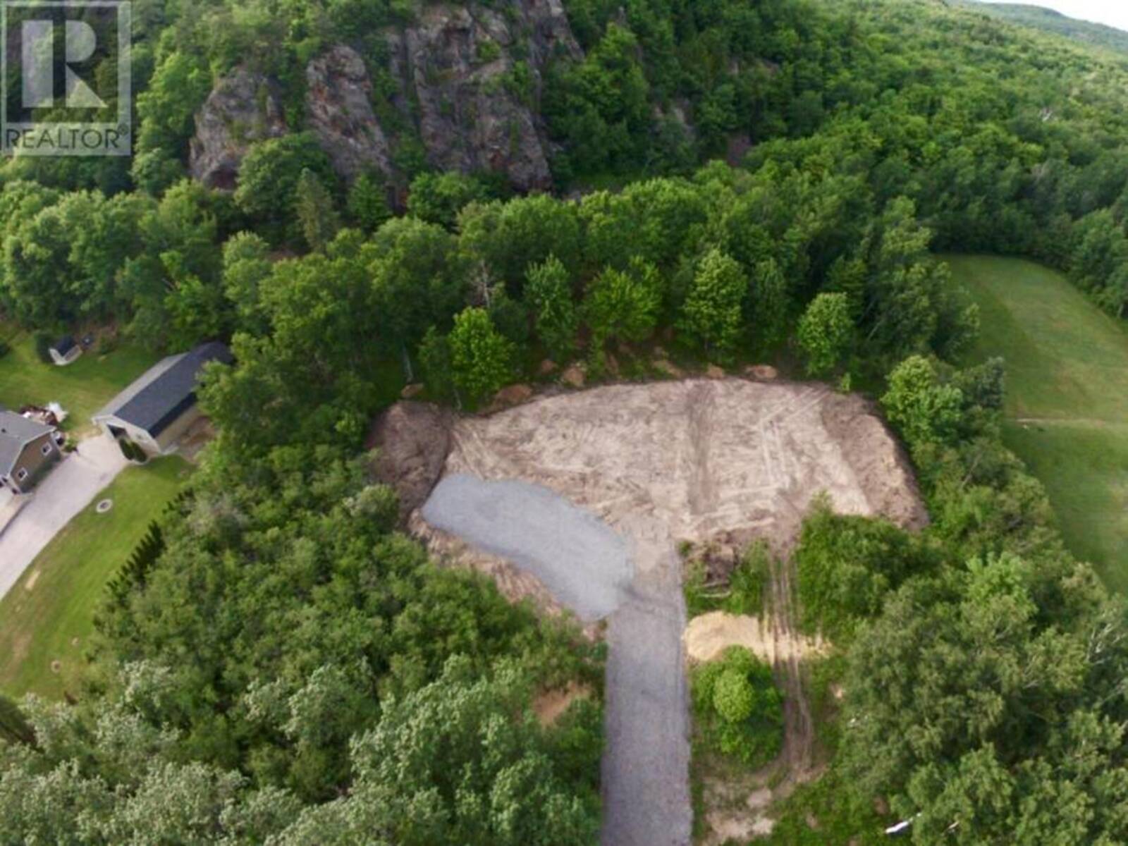 2810 Second LIN W, Sault Ste. Marie, Ontario P6A 6K4