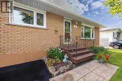 16 Tuckett ST | Sault Ste. Marie Ontario | Slide Image Three