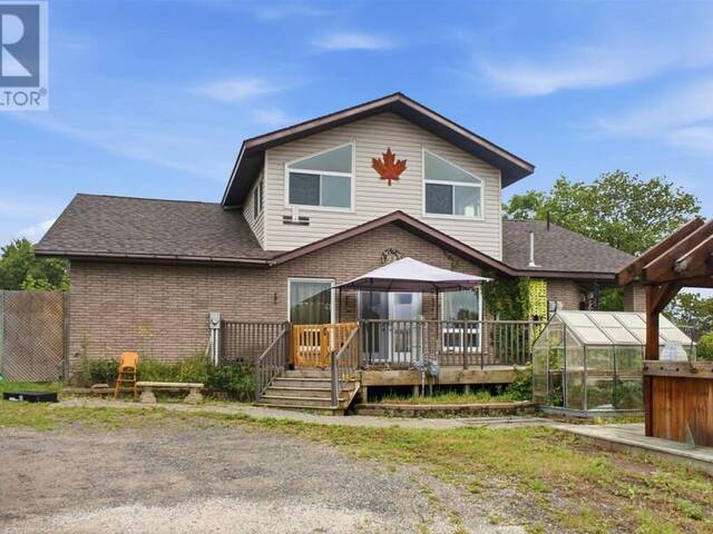 24 Dyke Street and 36 Hudson ST Blind River Ontario, P0R 1B0 - 5 Bedrooms Waterfront Home For sale