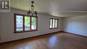 53 Robin ST | Sault Ste. Marie Ontario | Slide Image Nine