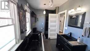 27 Abbott ST | Sault Ste. Marie Ontario | Slide Image Thirty-six
