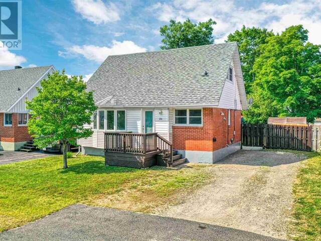 20 Algom RD Elliot Lake Ontario, P5A 1J4 - 3 Bedrooms Home For Sale