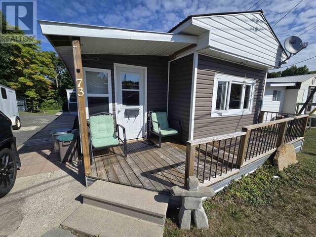 73 Westhill RD Elliot Lake Ontario, P5A 1A6 - 2 Bedrooms Home For Sale
