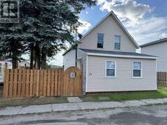 73 Lansdowne ST Chapleau Ontario, P0M 1K0