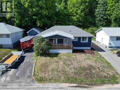 44 Axmith AVE Elliot Lake Ontario, P5A 1B7