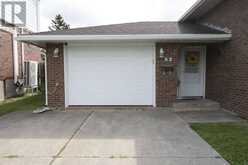 52 Danby RD | Sault Ste. Marie Ontario | Slide Image Four