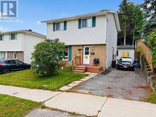 3 Stewart CRES Elliot Lake Ontario, P5A 3C3 - 3 Bedrooms Home For Sale