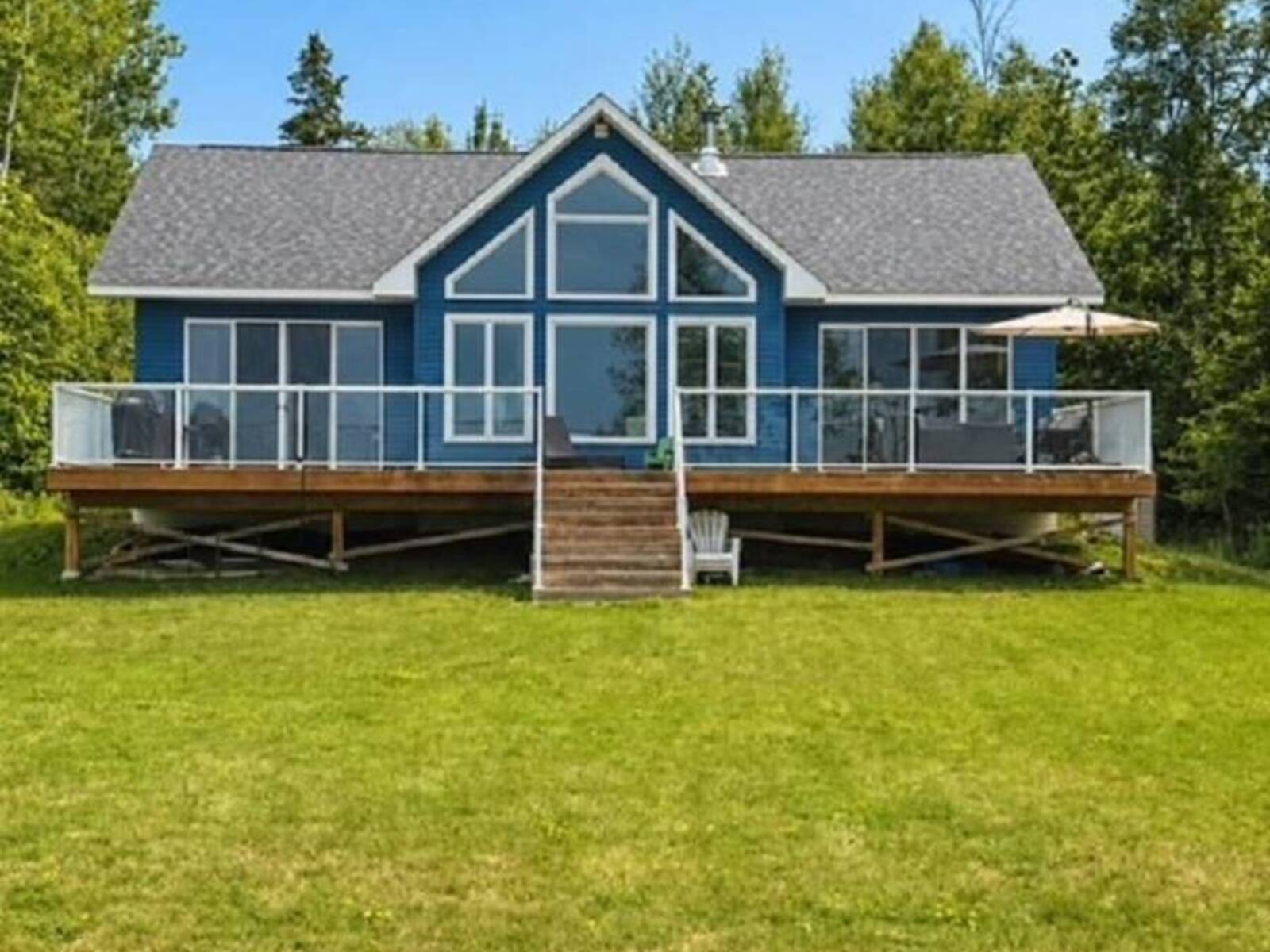 5483 Ellwood BLVD, Hilton Beach, Ontario P0R 1G0