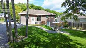 51 Axmith AVE | Elliot Lake Ontario | Slide Image Twelve