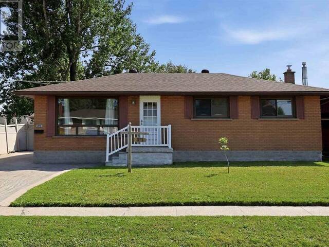 371 Doncaster RD Sault Ste. Marie Ontario, P6C 2V1 - 3 Bedrooms Home For Sale