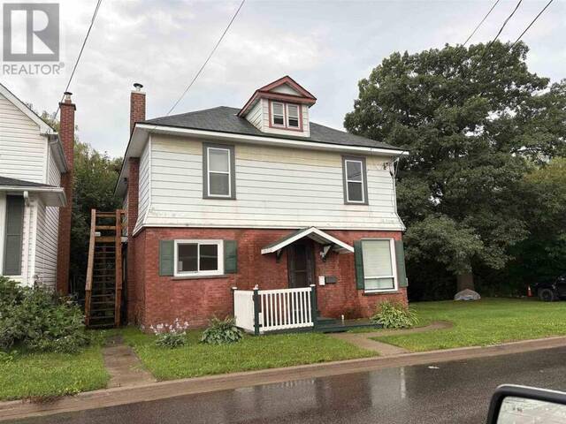 53 St Andrews TER # 2 Sault Ste. Marie Ontario, P6C 1B2 - Multi-family Home For Sale
