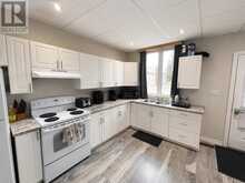 28 Aberdeen Street South | Chapleau Ontario | Slide Image Four