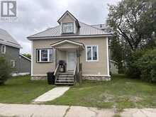 28 Aberdeen Street South | Chapleau Ontario | Slide Image One