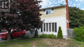 29 Milliken RD | Elliot Lake Ontario | Slide Image Twenty-six