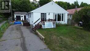 31 Hirshhorn AVE | Elliot Lake Ontario | Slide Image One