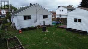 31 Hirshhorn AVE | Elliot Lake Ontario | Slide Image Eight