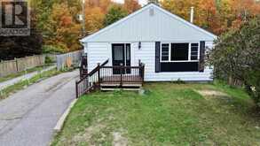 31 Hirshhorn AVE | Elliot Lake Ontario | Slide Image One