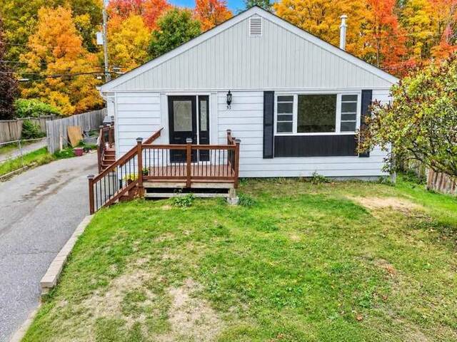 31 Hirshhorn AVE Elliot Lake Ontario, P5A 1P3 - 4 Bedrooms Home For Sale