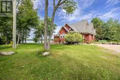 19 Finn's Bay RD S | Macdonald, Meredith and Aberdeen Additional Ontario | Slide Image Ten