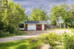 19 Finn's Bay RD S | Macdonald, Meredith and Aberdeen Additional Ontario | Slide Image Thirty-five
